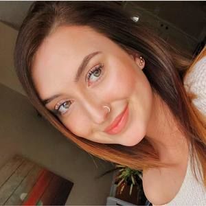 Meet your Posher, Justine